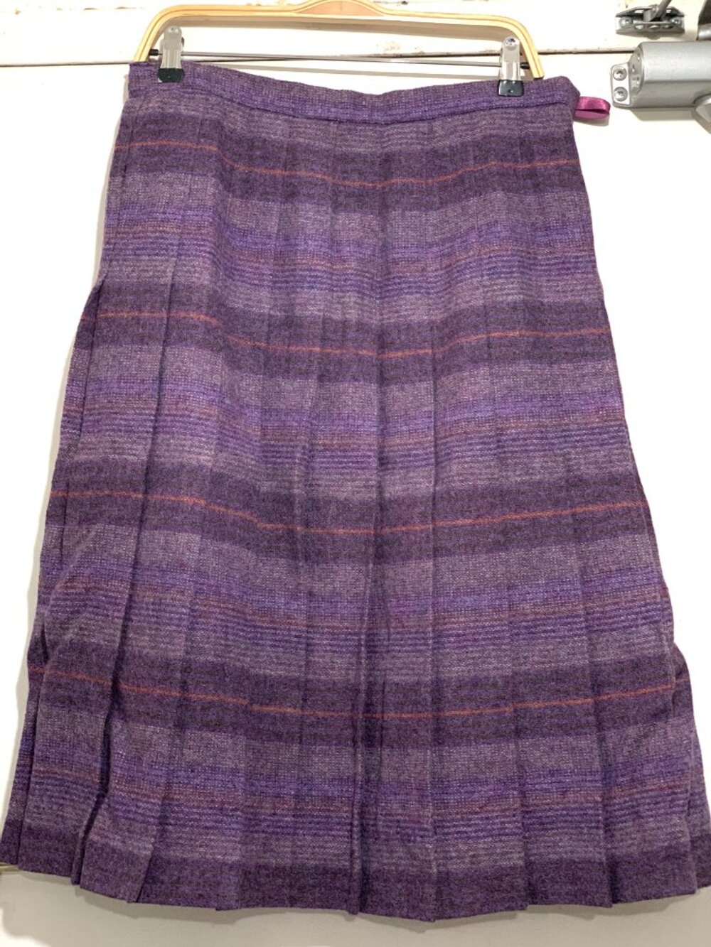 MADE IN GREAT BRITAIN FOR THE EDINBURGH VINTAGE WOOL PLAID PLEATED SKIRTS